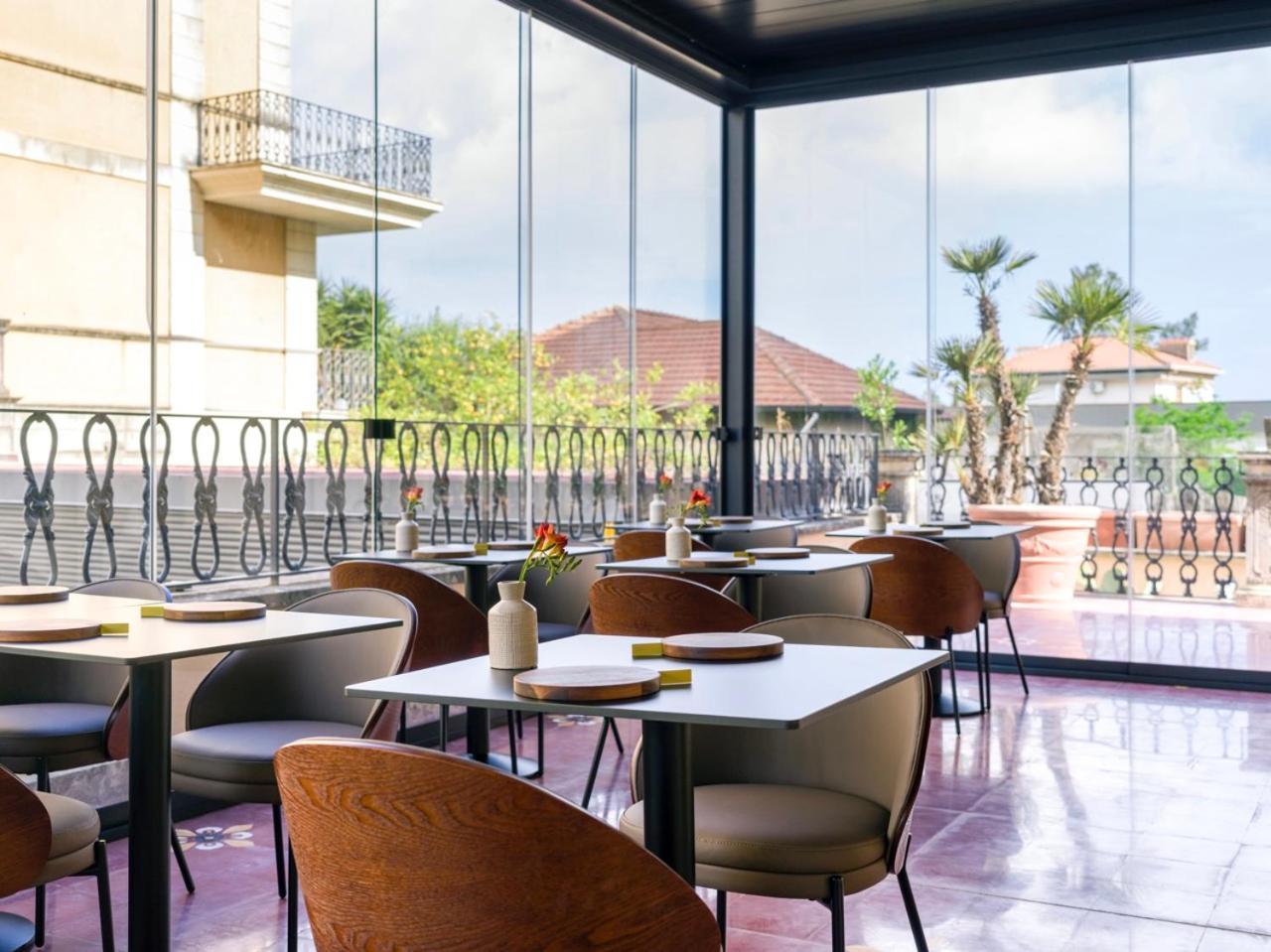 Una Hotels One CTA Exterior foto